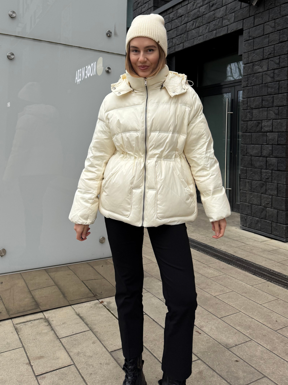 Пуховик BAE лак белый