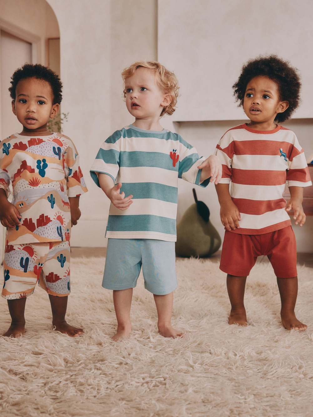 Пижама для мальчика Next E67-674, 3 шт., Красный, Бежевый, Голубой