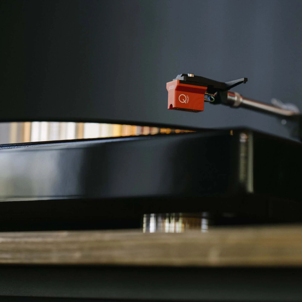 Проигрыватель винила Rekkord Audio M600 High Gloss Black