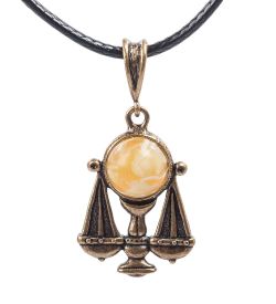 AM- 672 Подвеска «Знак зодиака-Весы» (латунь, янтарь)