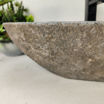 Раковина из речного камня RS-65129 66*35*15 0866