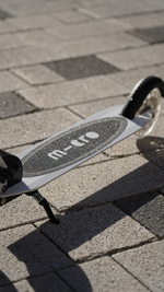 Самокат Micro Sprite Glow (светится в темноте) LED, белый