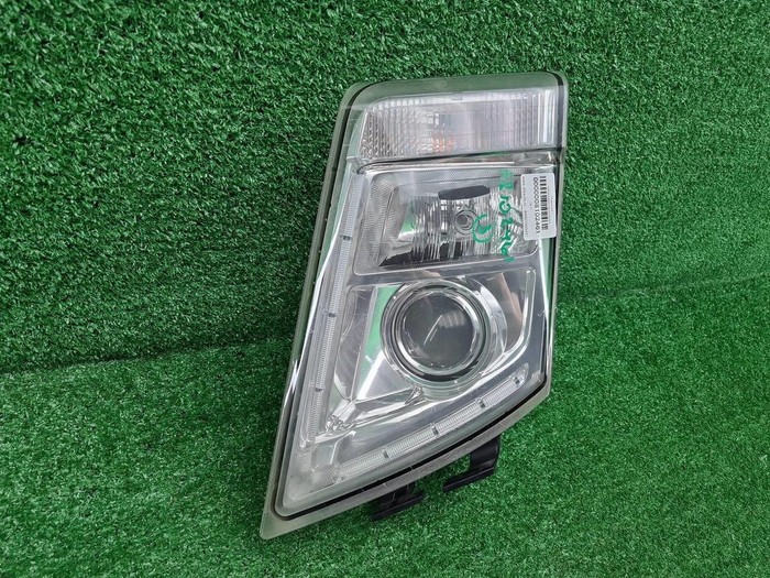 Фара левая Volvo FH 4 (2013-н.в.) галоген