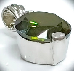 Ювелирная подвеска Эстерелла