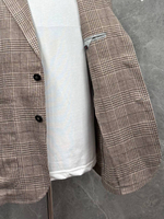 Льняной костюм Kiton
