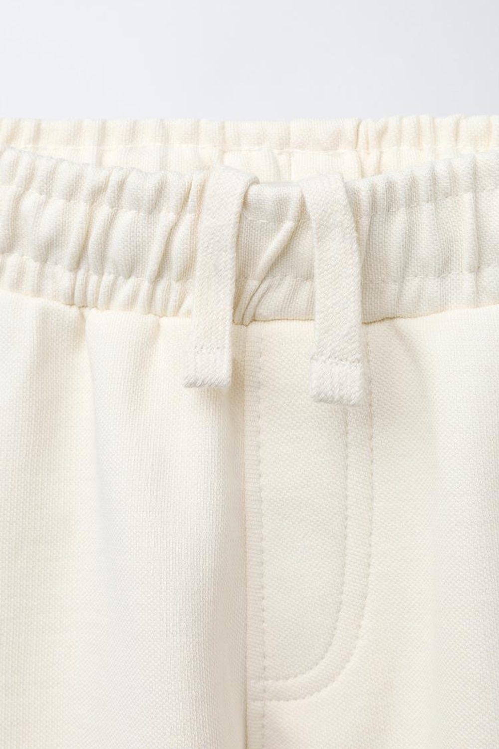 ZARA КОМПЛЕКТ ИЗ ФУТБОЛКИ И БРЮК, ЭКРЮ