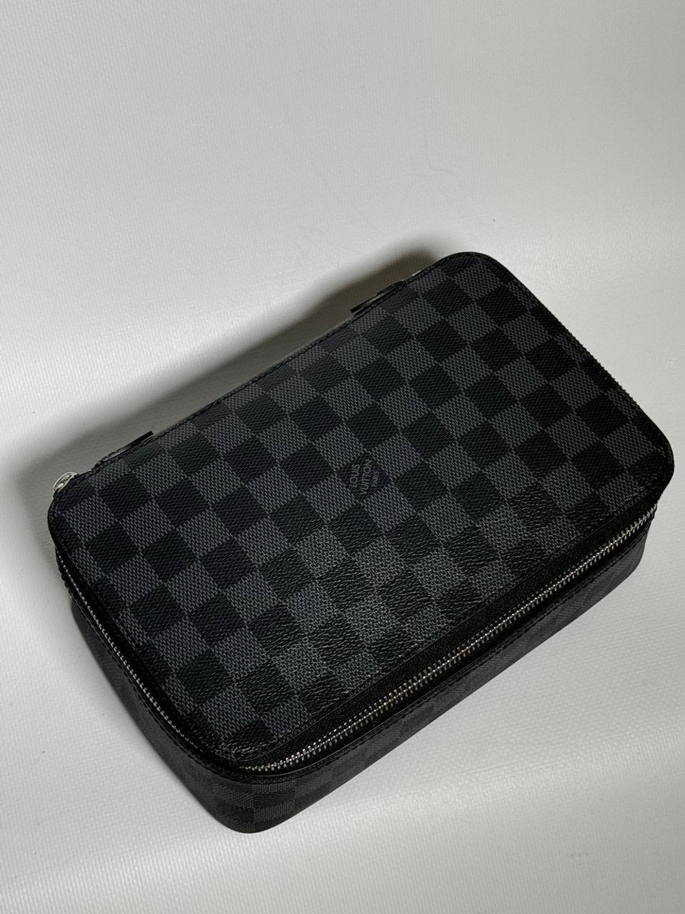 Несессер Louis Vuitton