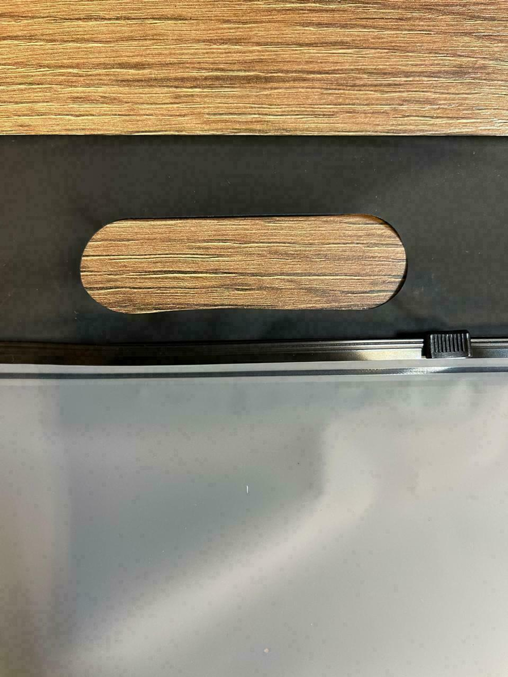 Пакет слайдер черный с одной полупрозрачной стороной и вырубной ручкой матовый 40*50 см 70 мкм