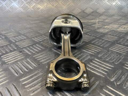 Поршень с шатуном KTM 250 Duke 2020