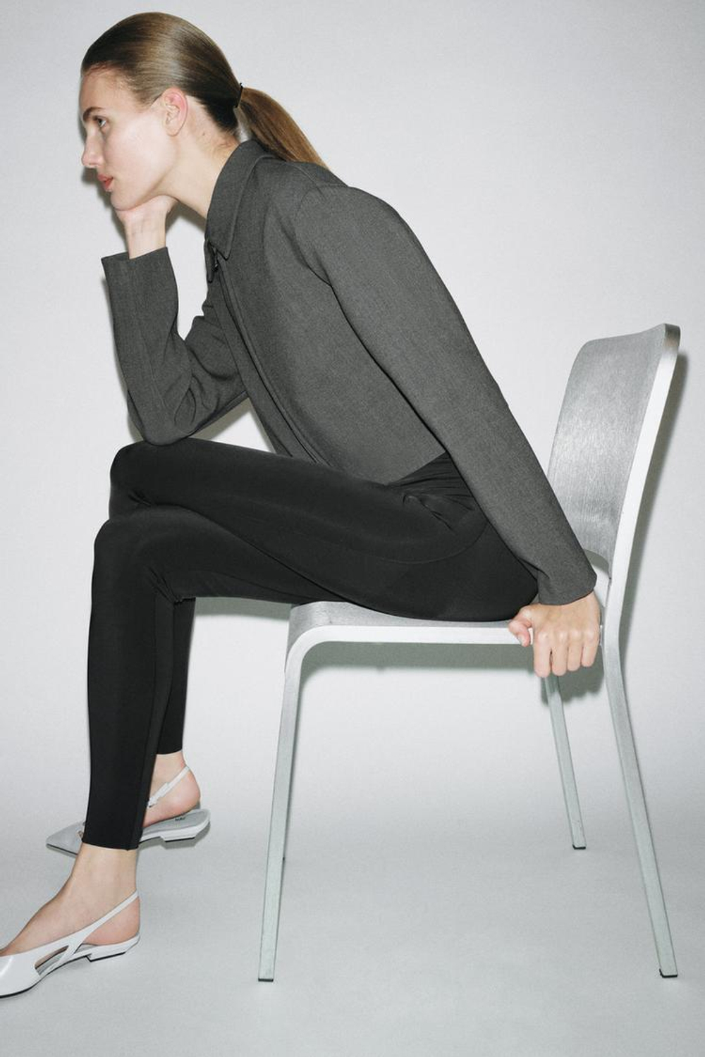 ZARA УКОРОЧЕННЫЙ ЖАКЕТ, СЕРЫЙ