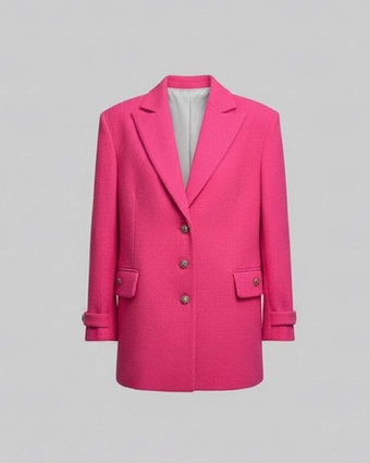 Пальто-пиджак с оригинальным шарфом