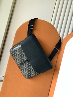 Goyard Coursier Messenger Bag 32 cm