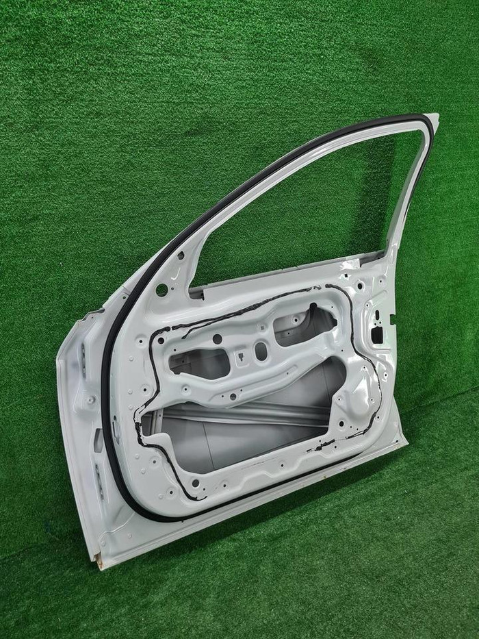 Дверь передняя правая BMW 5er F10 , F11 (2009-2017)