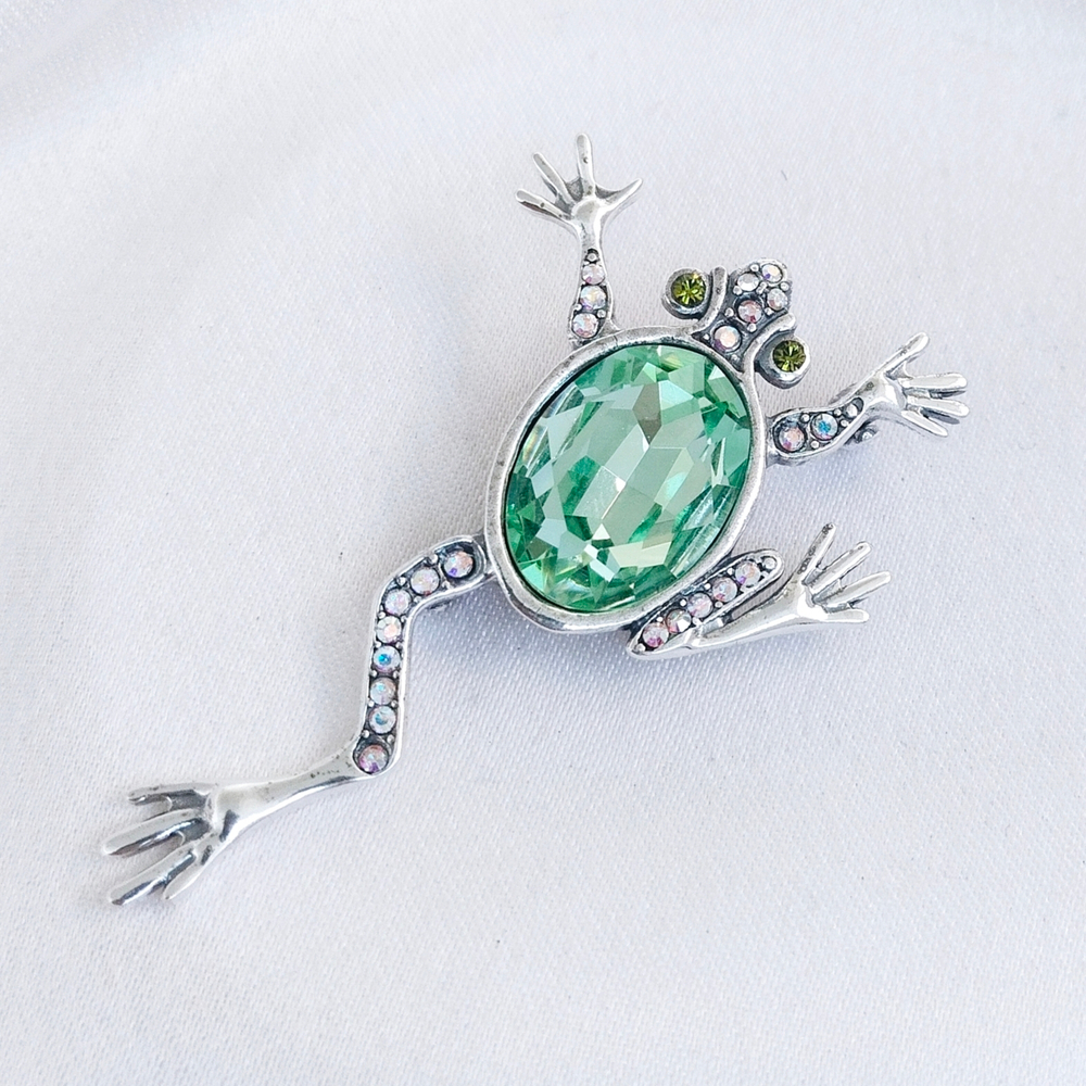 "Тритурия Aurora" брошь в серебряном покрытии из коллекции "Царевна-Лягушка" от Jenavi с замком булавка