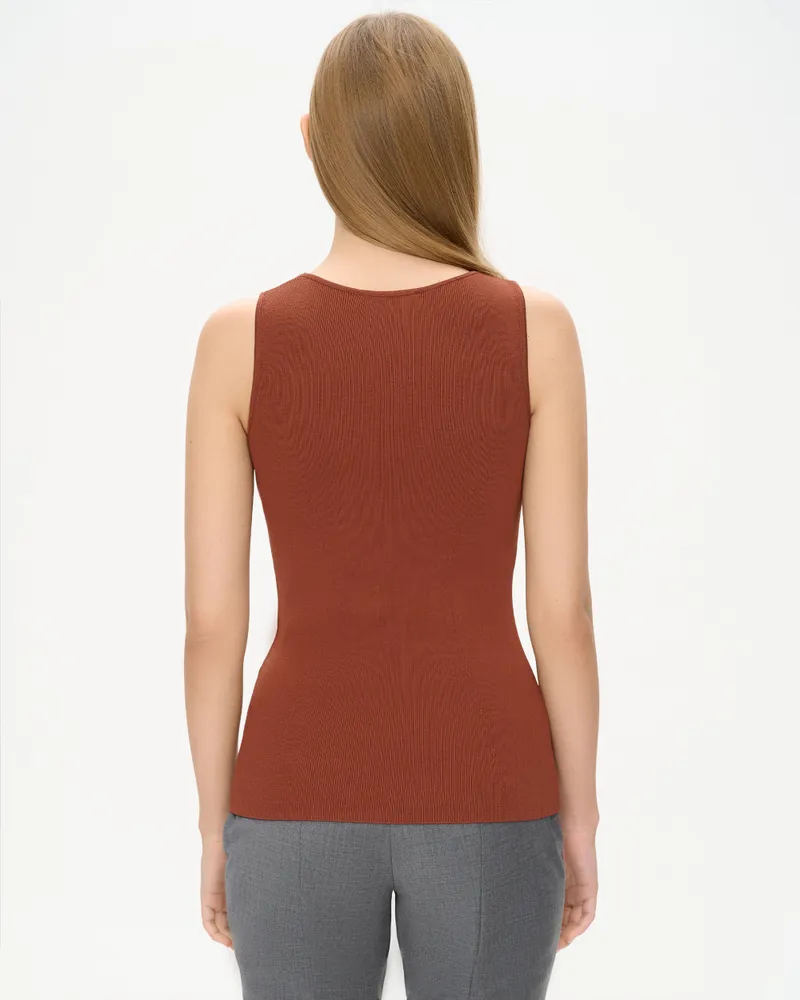 Терракотовый топ из вискозы в рубчик с круглым вырезом