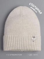 Шапка для девочки осенняя