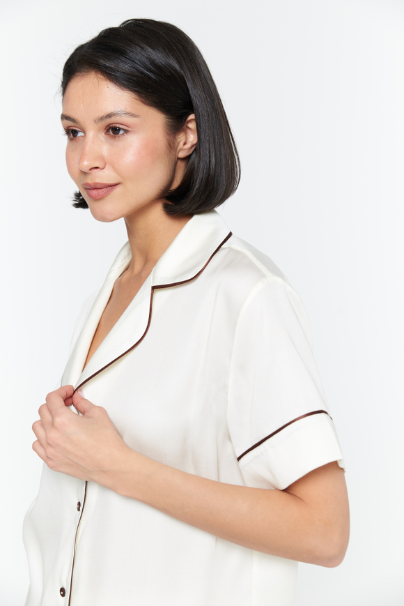 Блуза из тенселя с кантом айвори