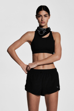 Легкие спортивные шорты с технологией drymove™