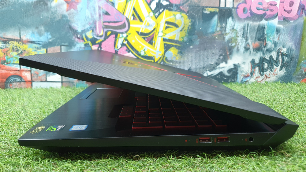 Игровой 17" HP i7-7/12 Gb/GTX 1050 4GB/FHD