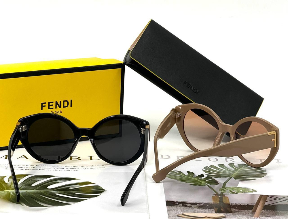 Солнцезащитные очки Fendi