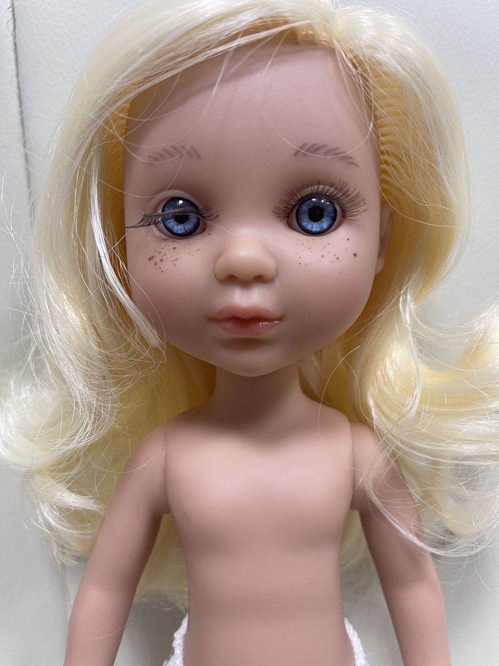 Уценка. Кукла для девочки виниловая 35см Ева без одежды (2823)