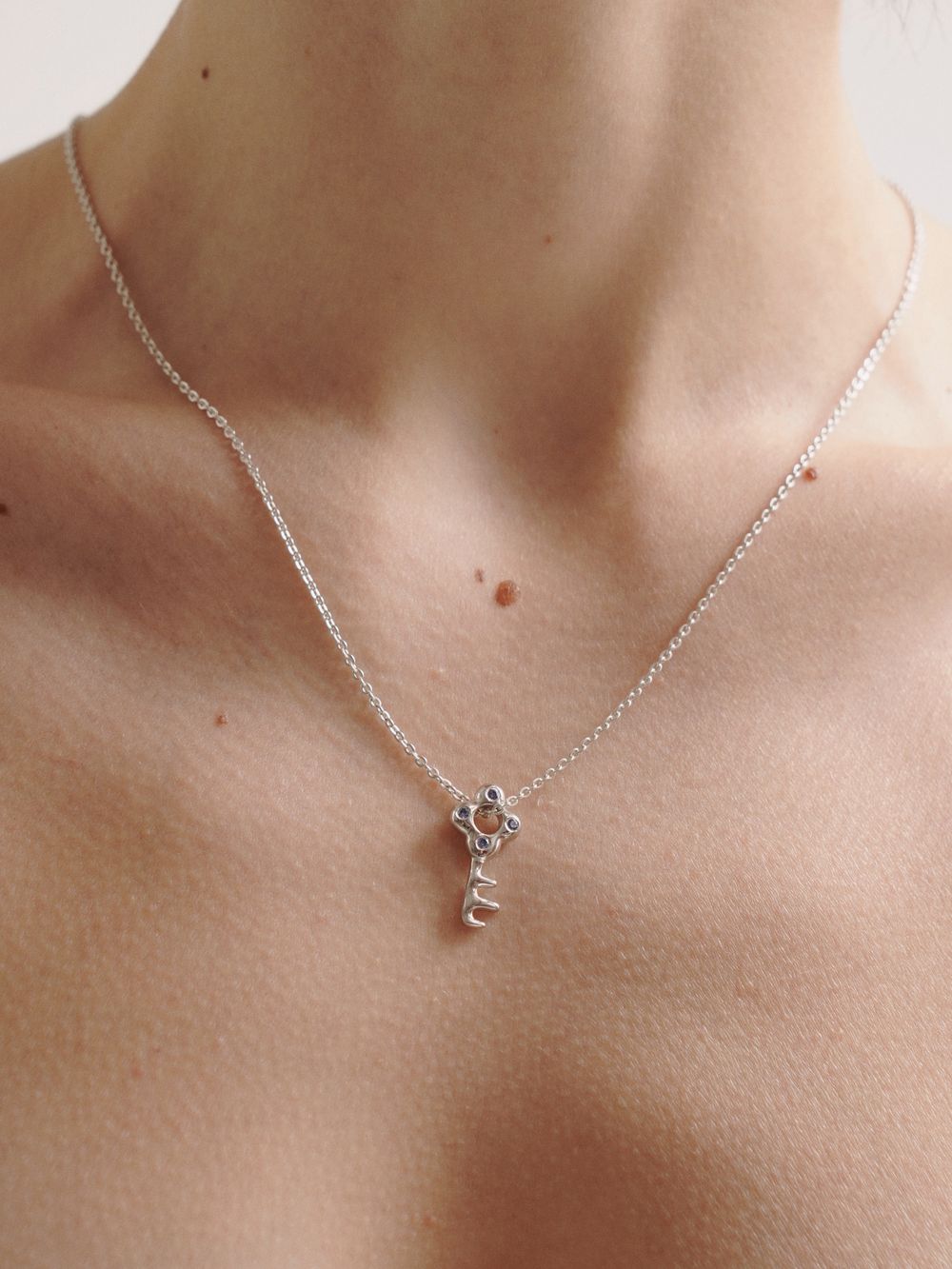 Подвеска Ключик на шнурке