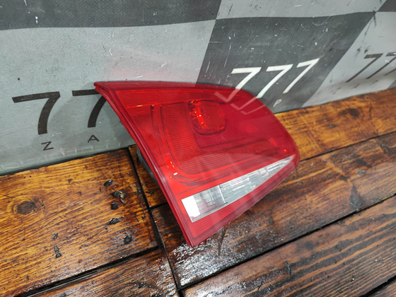 Фонарь задний левый Volkswagen Touareg 2 10-14 Б/У Оригинал 7P6945093A