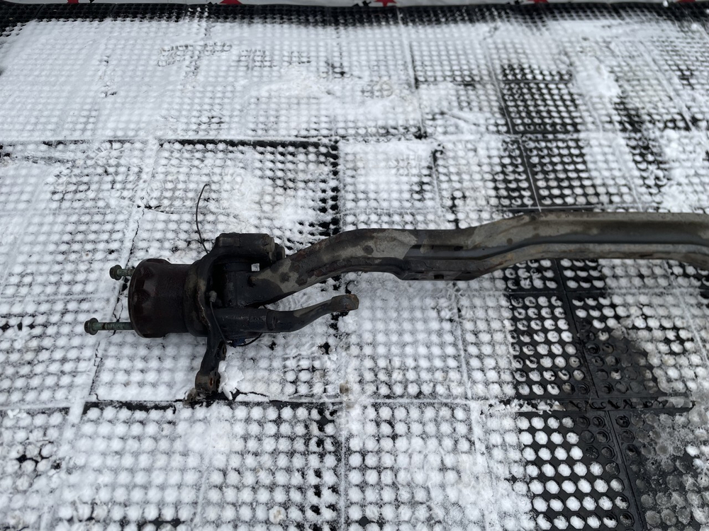 Балка передняя