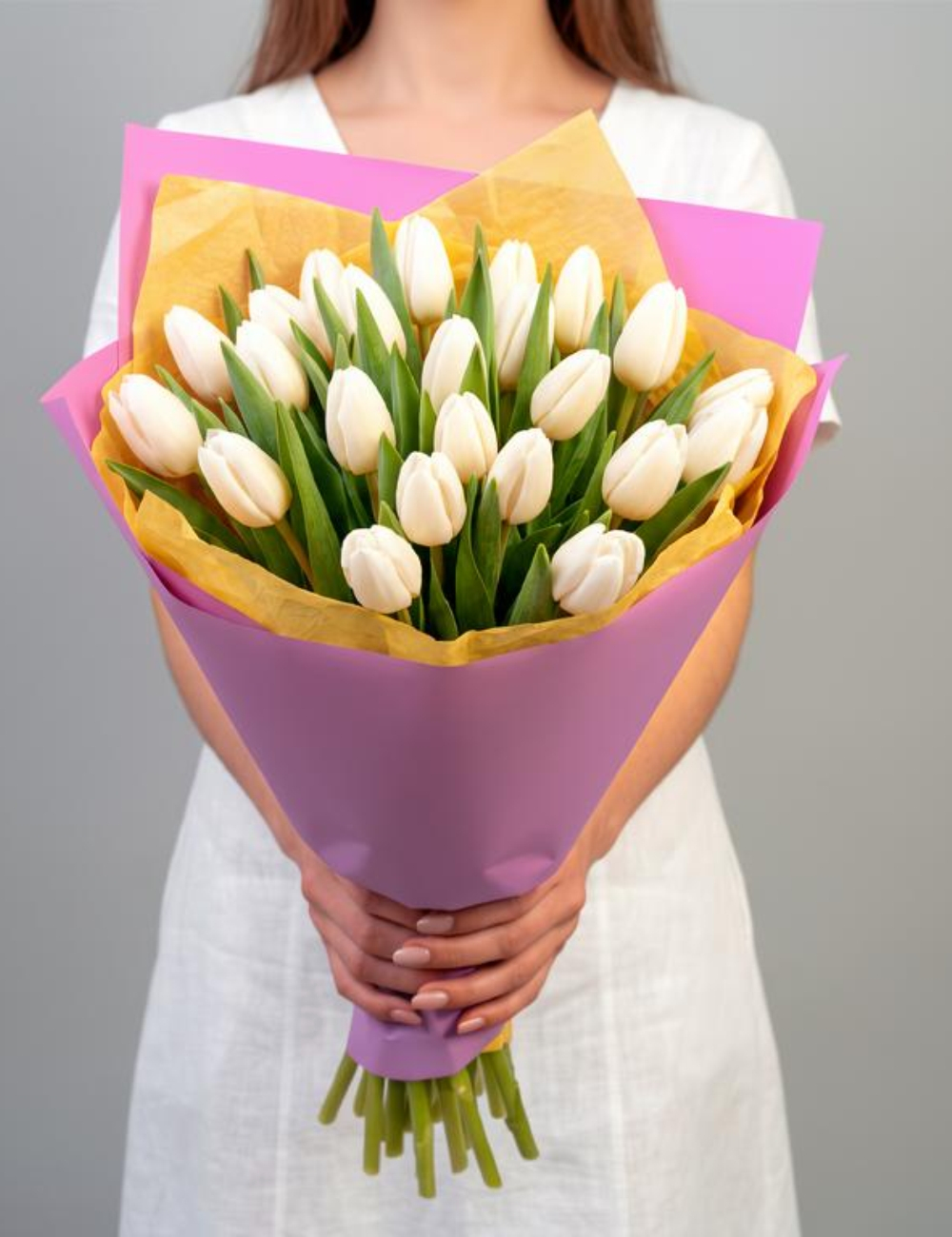 Букет из 17 белых тюльпанов