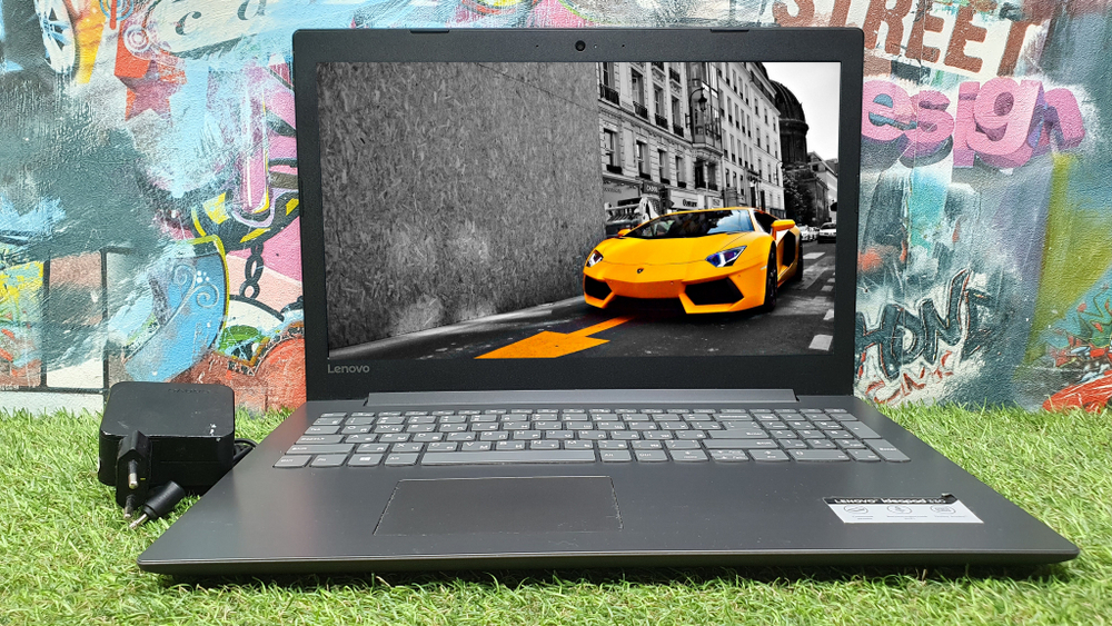 Ноутбук Lenovo AMD E2/4Gb/IdeaPad 330-15AST [81d60054ru]/Windows 10