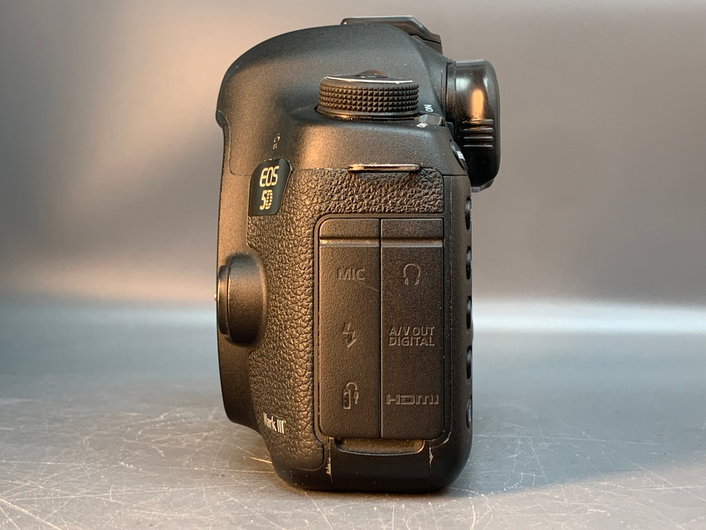 Canon 5D Mark III 248117 Кадров