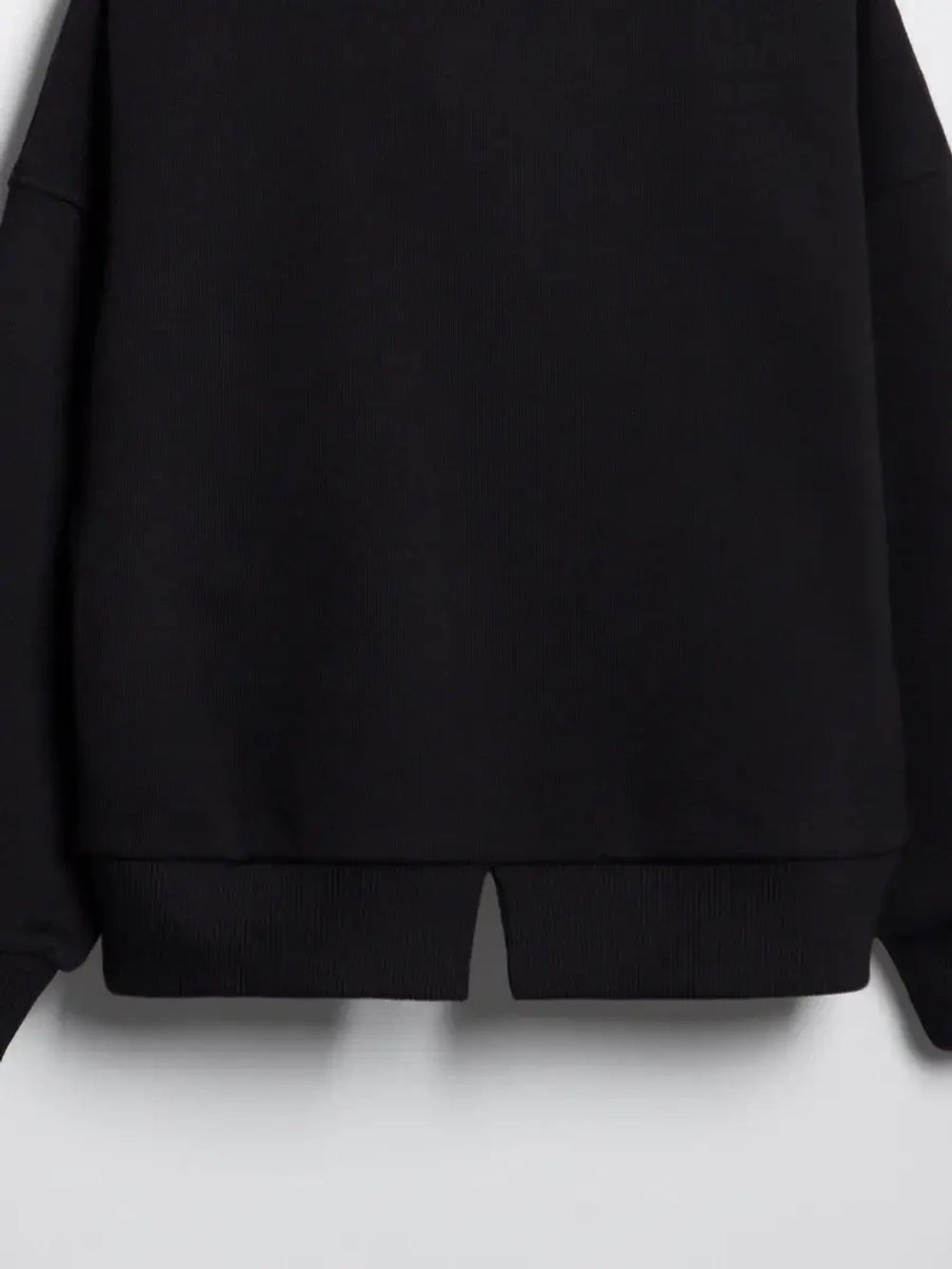 Спортивный костюм для девочки в школу