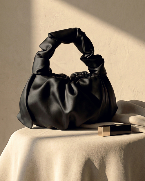 Атласная сумка с лентами