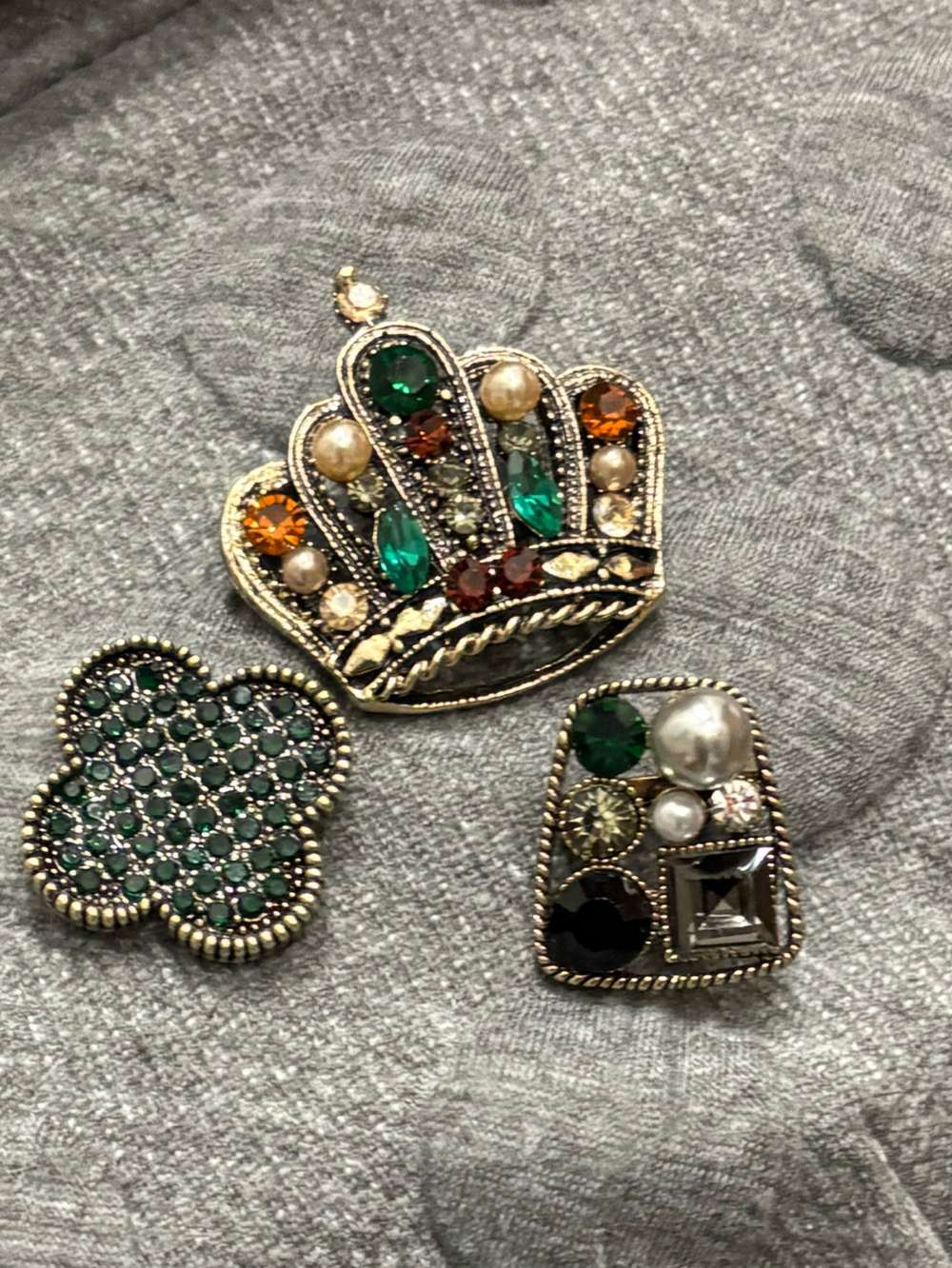 Набор брошей /3 шт