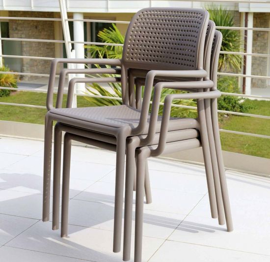 Кресло Bora пластиковое бежевое Nardi Италия