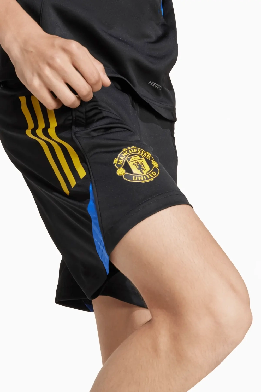 Шорты adidas Manchester United 25/26 Training Junior - черный