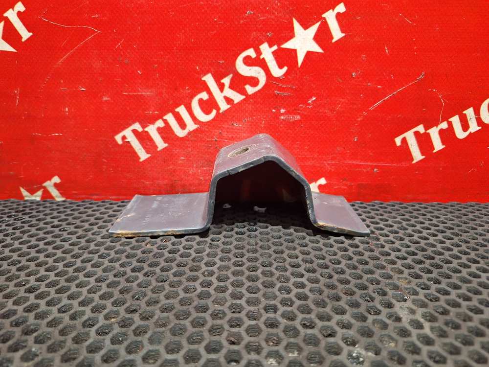 Кронштейн крыла заднего 2018г.