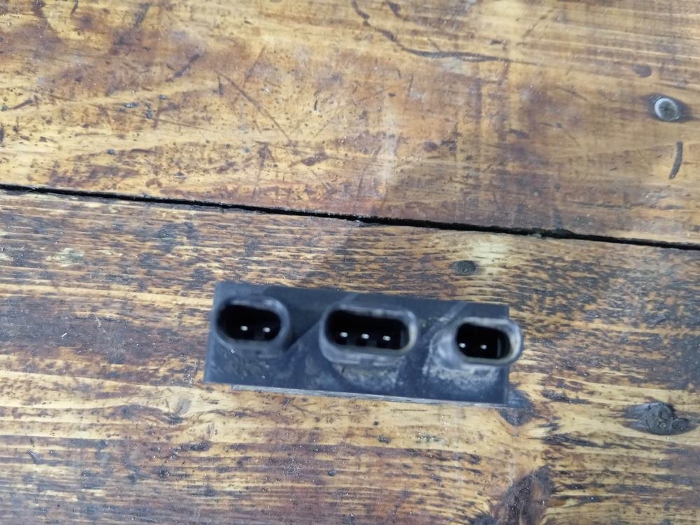 Датчик положения крышки багажника Haval H3 24-нв Б/У Оригинал 6305102XKJ20A