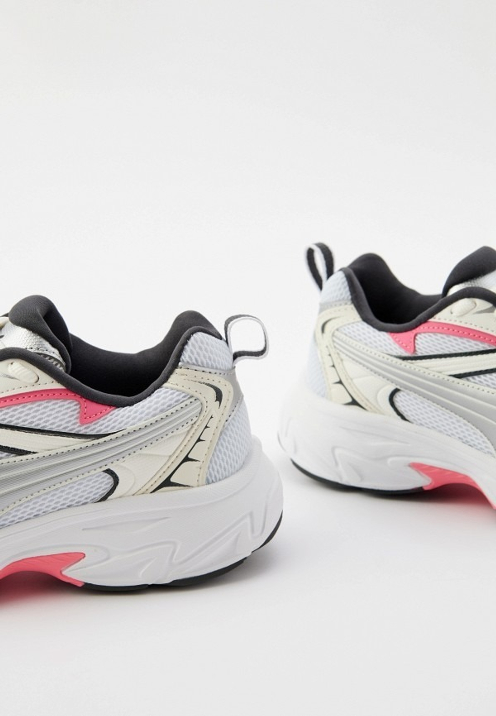 Кроссовки женские PUMA Morphic