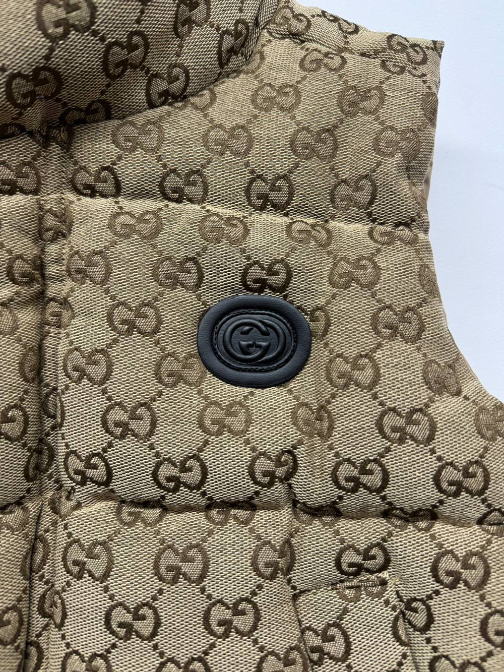 Жилет Gucci