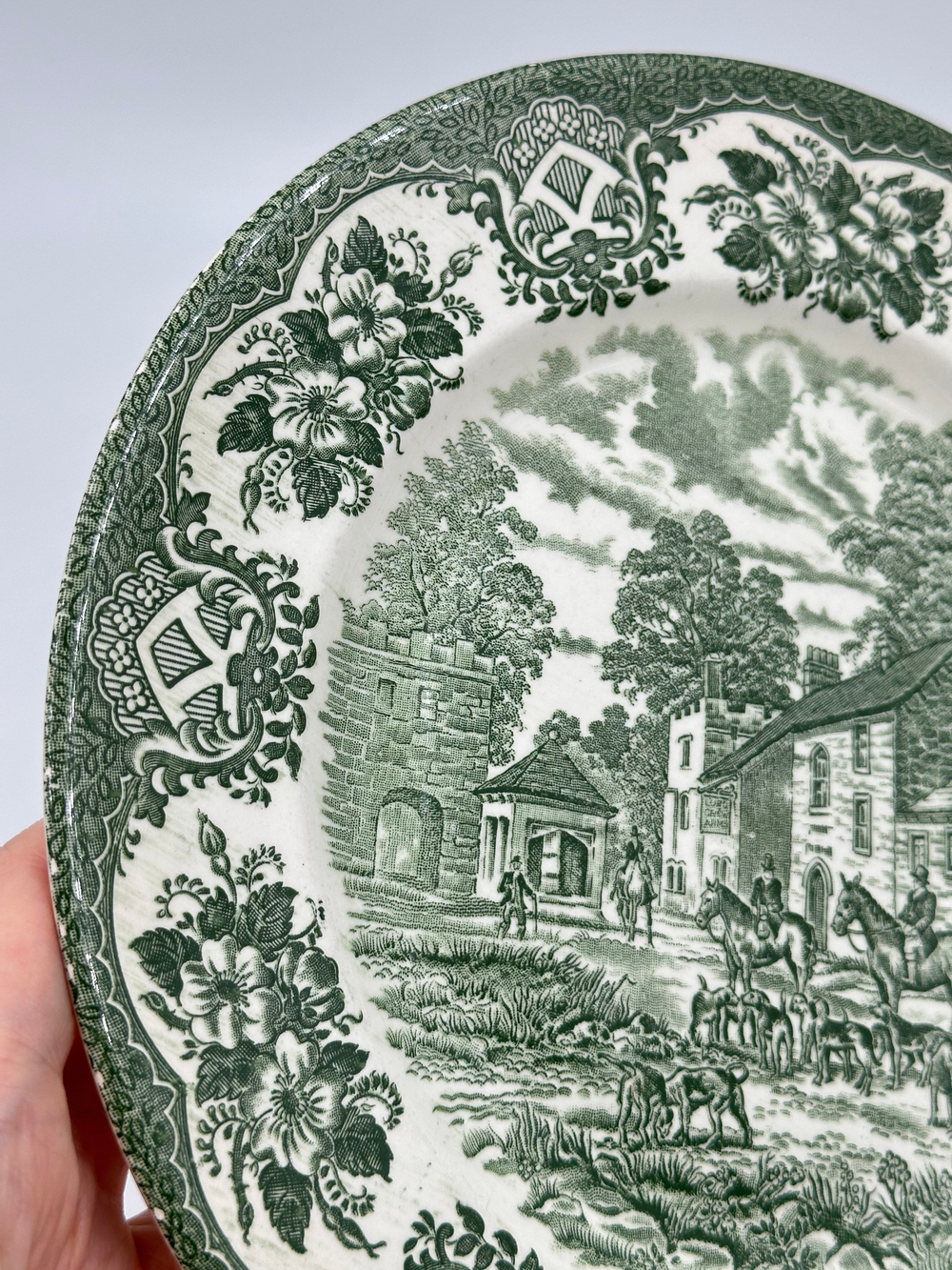 Тарелка 24,5см English Ironstone