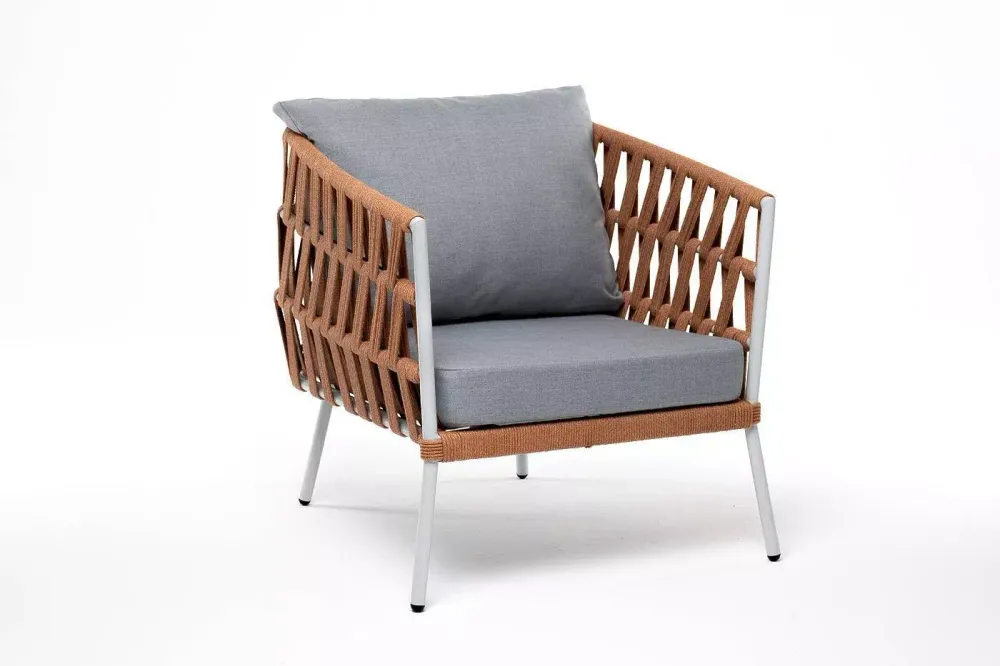 "Диего" кресло плетеное из роупа, каркас алюминий светло-серый (RAL7035) муар, роуп оранжевый меланж круглый, ткань светло-серая