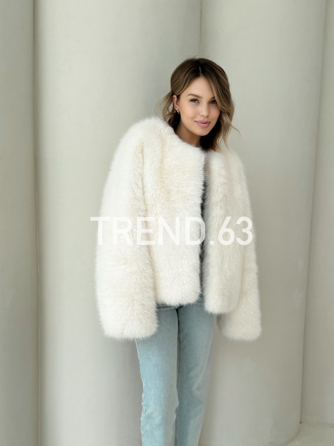 Эко шуба песец в молочном цвете с шалевым вырезом