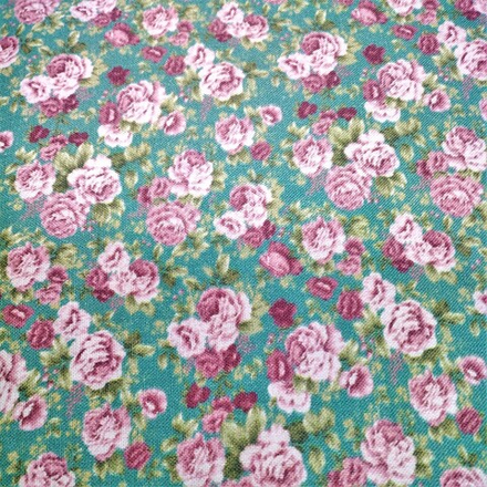 Ткань для пэчворка ВЕРСАЛЬСКИЕ САДЫ   112 см  100% хлопок(мелкие розы на зеленом фоне)