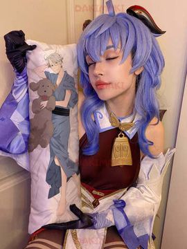 Мини дакимакура Виктор Никифоров и Юри Кацуки из Юри на льду арт. M0726, 60х20 см