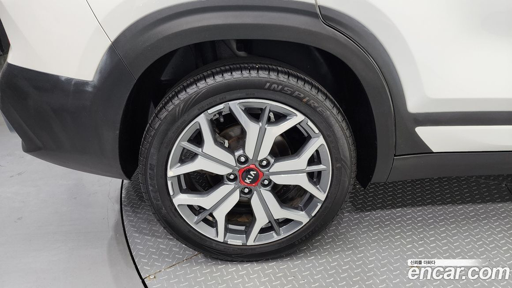 Kia Seltos Бензин 1.6 Turbo 2WD (07.2020)