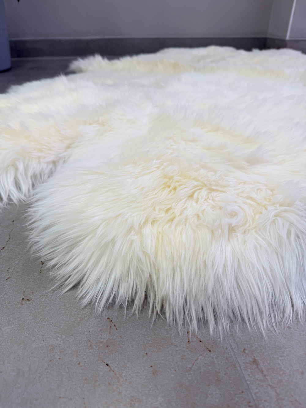 Ковер прямоугольный натуральный мех овчина 220 х 100 см. (4 шкур)