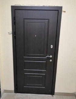 Входная металлическая дверь (RеX) РЕКС 6 Лондон Венге / ФЛ-243 с узором Лиственница бежевая( матовый, без текстуры)