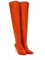 Женские рыжие ботфорты с жемчужным каблуком