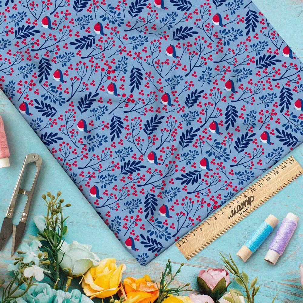 Ткань габардин брусника и глаза на голубом фоне